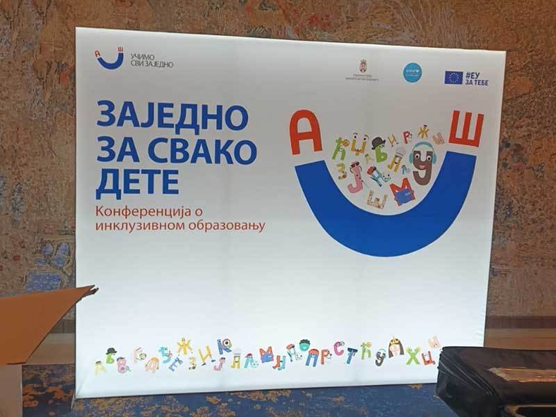 teksitlni-modularni-display-box-01-3